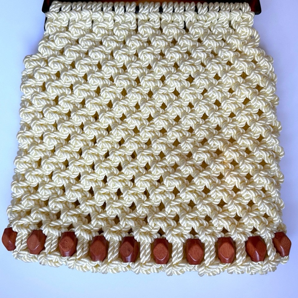 Vintage 1970s Macrame Beaded Handbag Faux Tortoiseshell Handle Boho - Picture 6 of 8